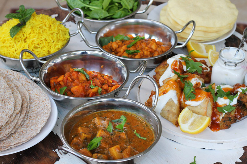 indian_dinner_convenience_style-1568×1046